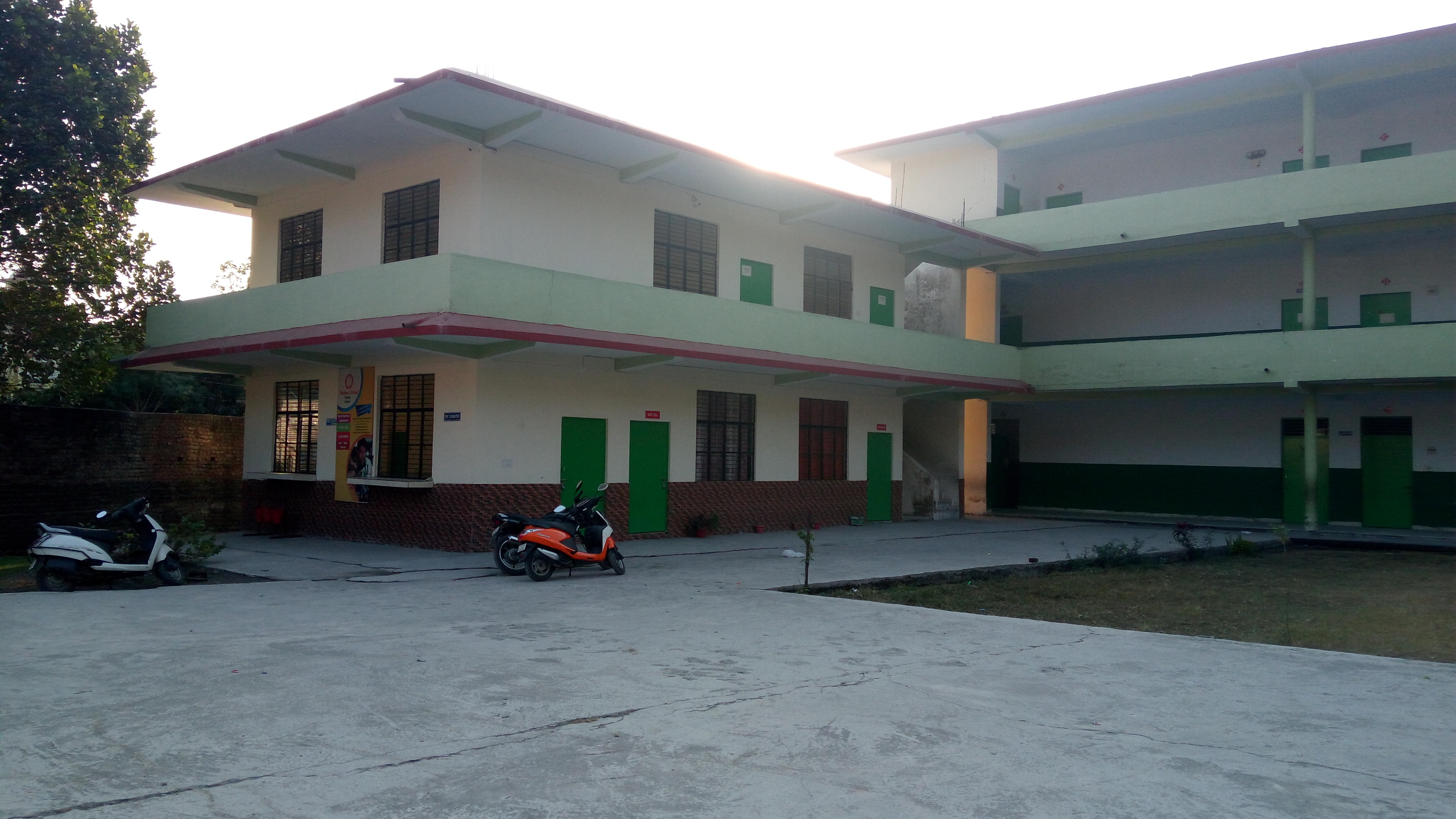 Students at Modern School Dhalwala